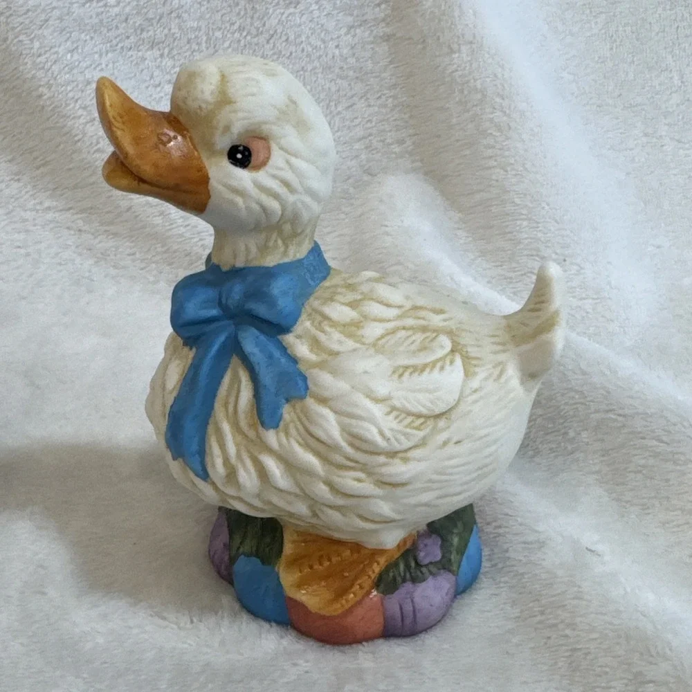 Vintage‎ Pair Ceramic Duck Figurines Spring Pastel Decor Display Collectible